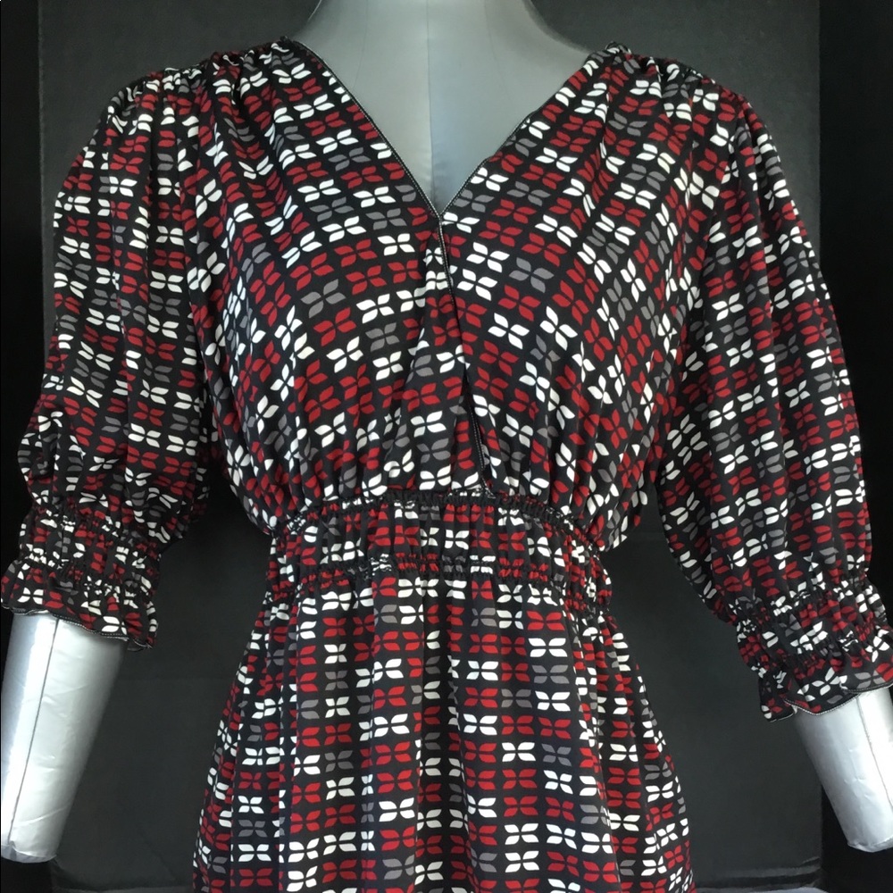 XL Max Edition v-neck half sleeve blouse